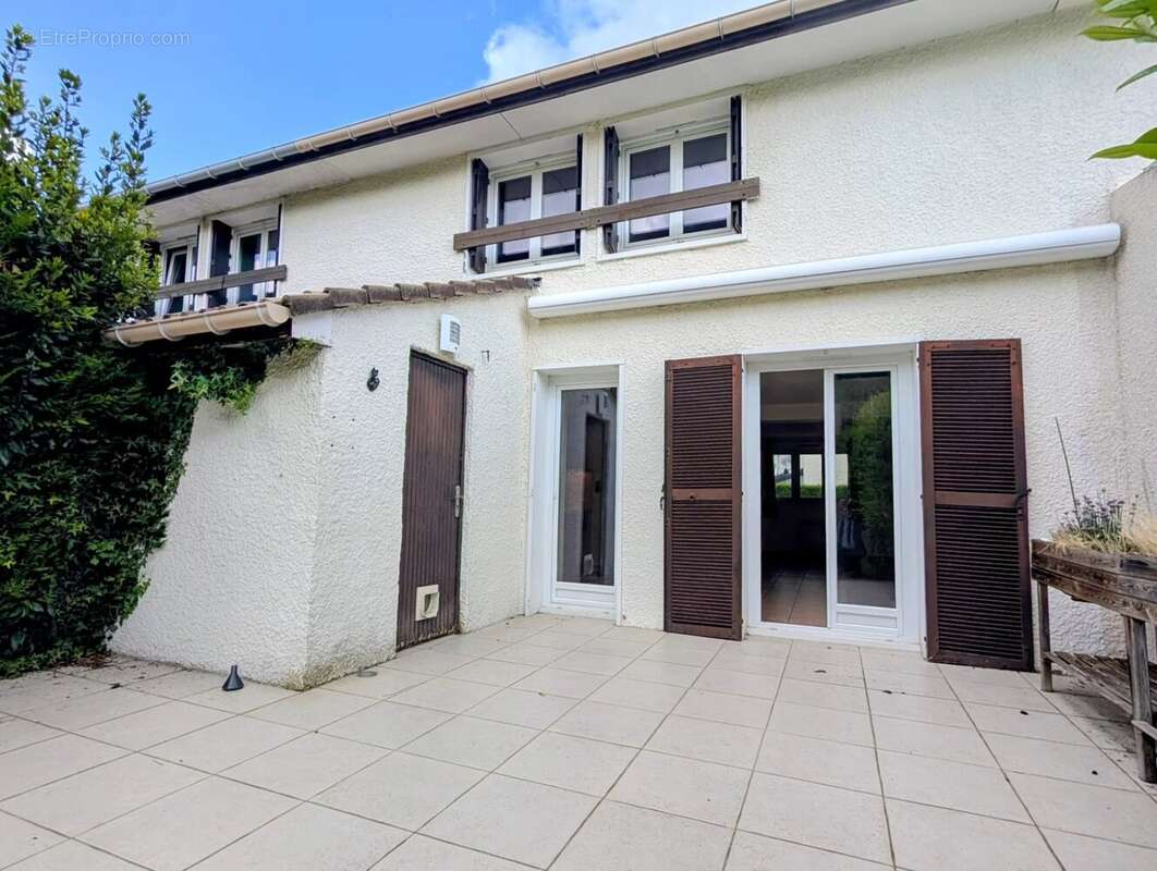 Maison à PLAISIR