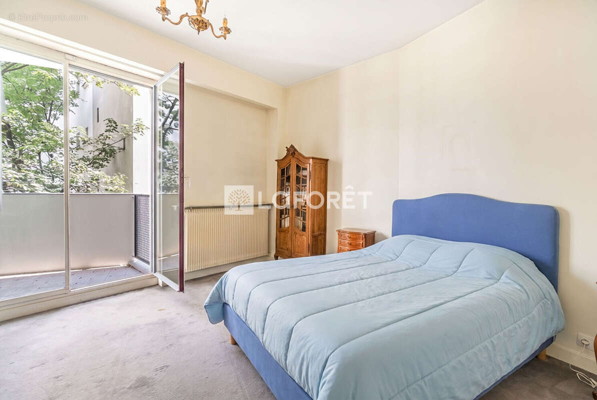 Larges balcons -  traversant - volumes - potentiel - photo 5