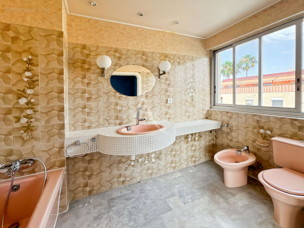 Appartement à CAGNES-SUR-MER