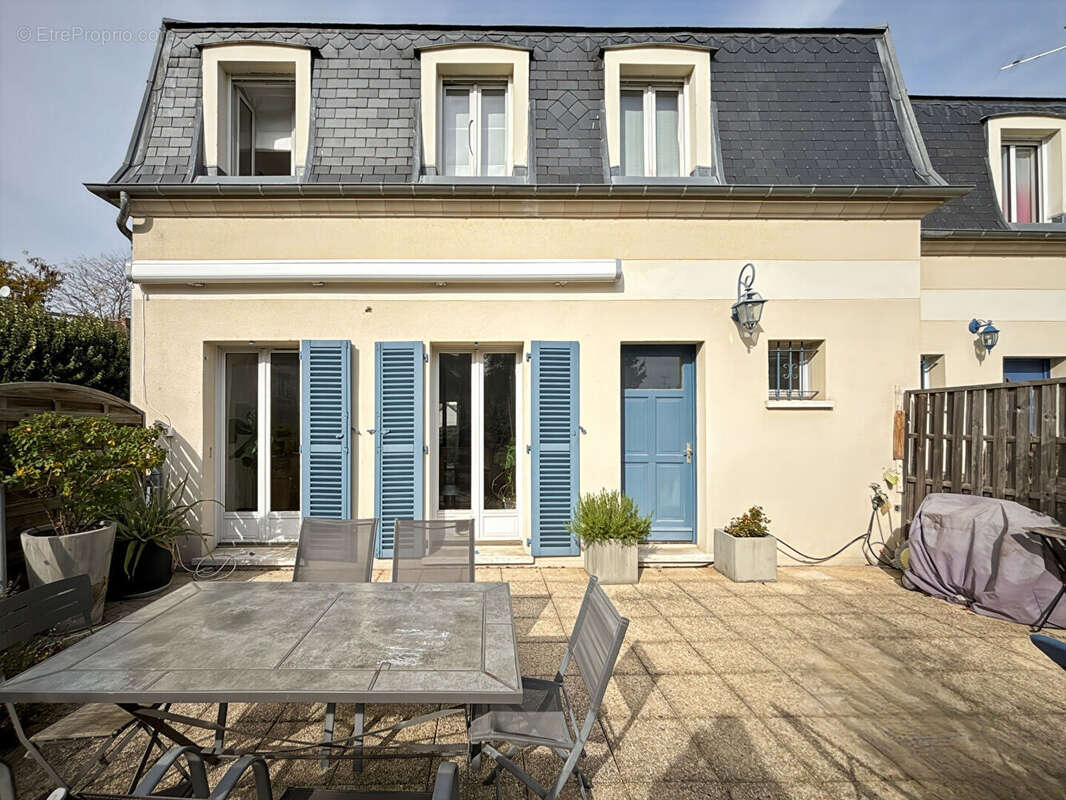 Maison à MANTES-LA-JOLIE