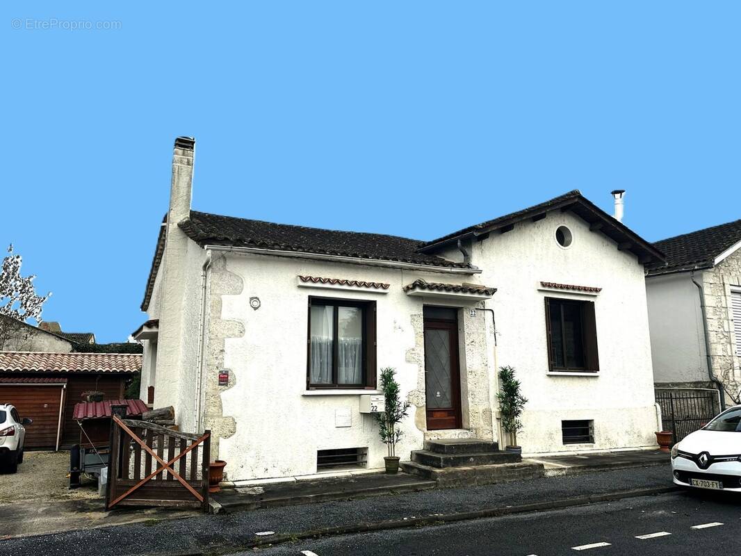 Maison à EYMET