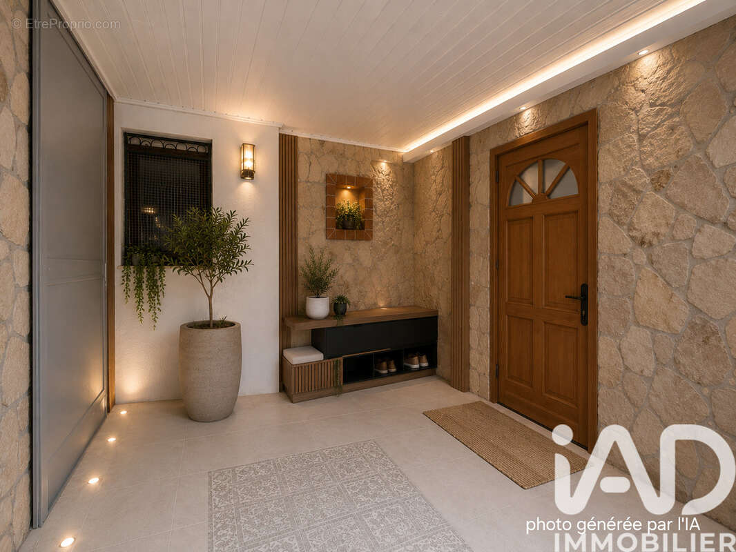 Maison 110 m² à Eze  - photo 7