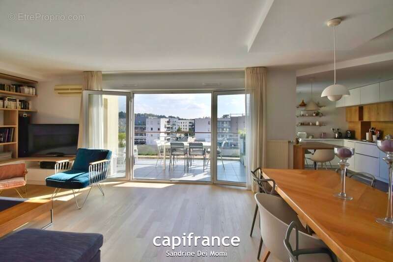 Tassin la demi lune - Appartement T4 de 101m² avec terrasse de 18m² avec garage de 43m² et place de stationnement - photo 5