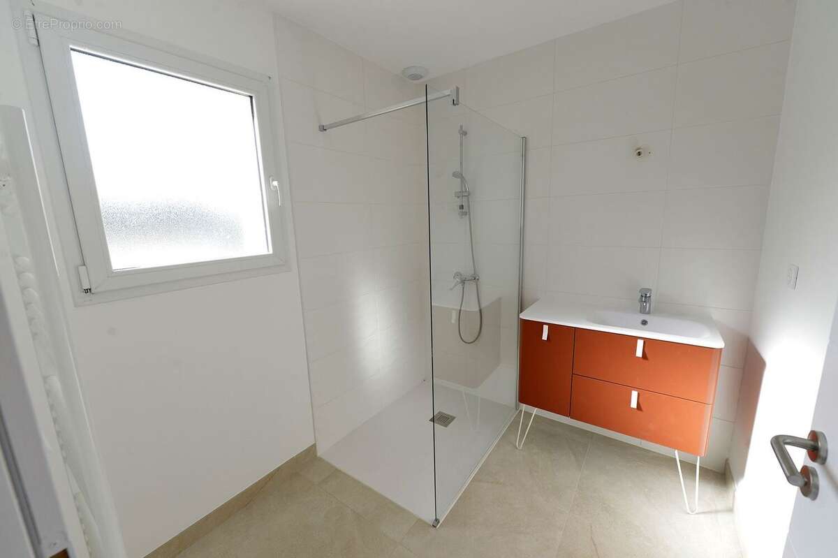 Maison à MESCHERS-SUR-GIRONDE