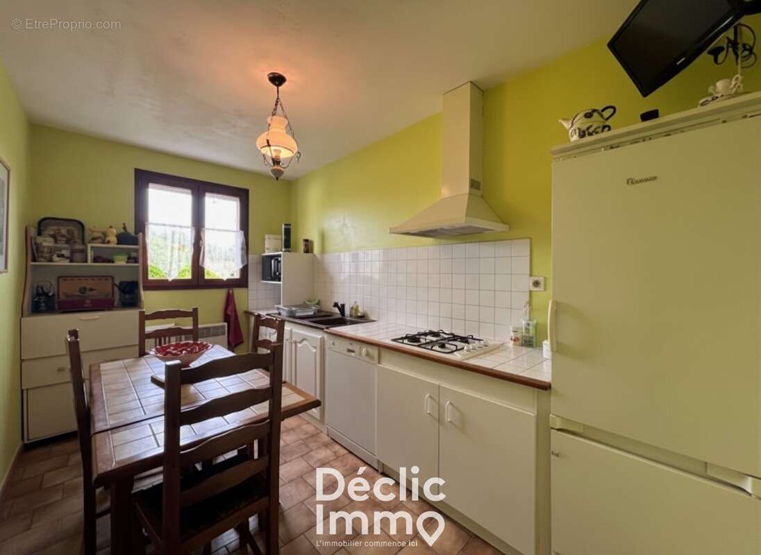 Maison à BARBEZIEUX-SAINT-HILAIRE