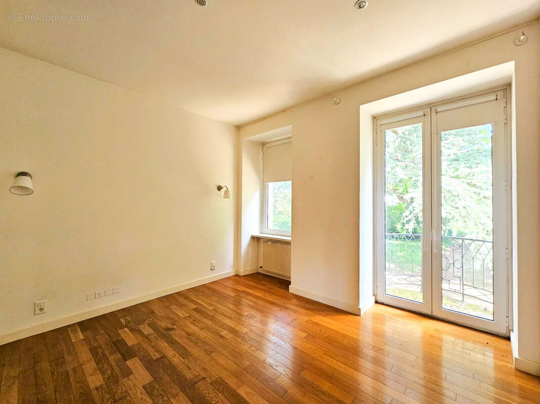Demeure de caractère au cœur de la ville   450m2 -10 chambres- piscine sur parc de 8000m2 Coliving-Coworking- - photo 34