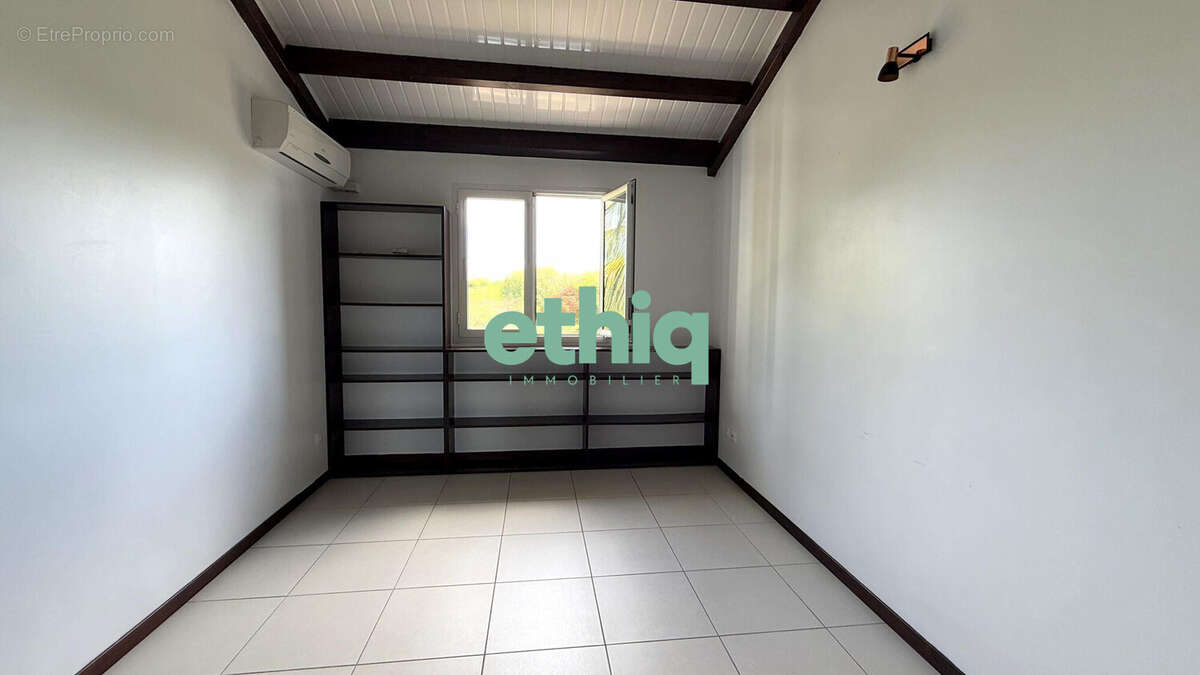 Appartement 60 m² à Le Gosier  - photo 6