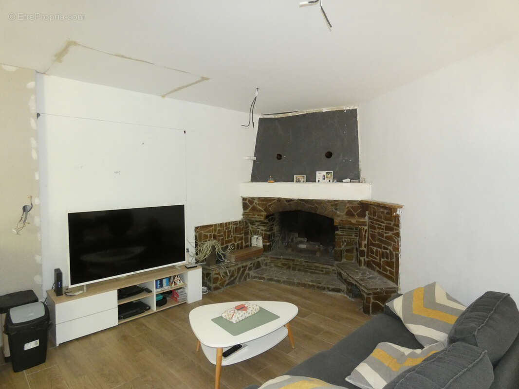 Villa pp de type 5 sur terrain de 892 m2 - photo 3