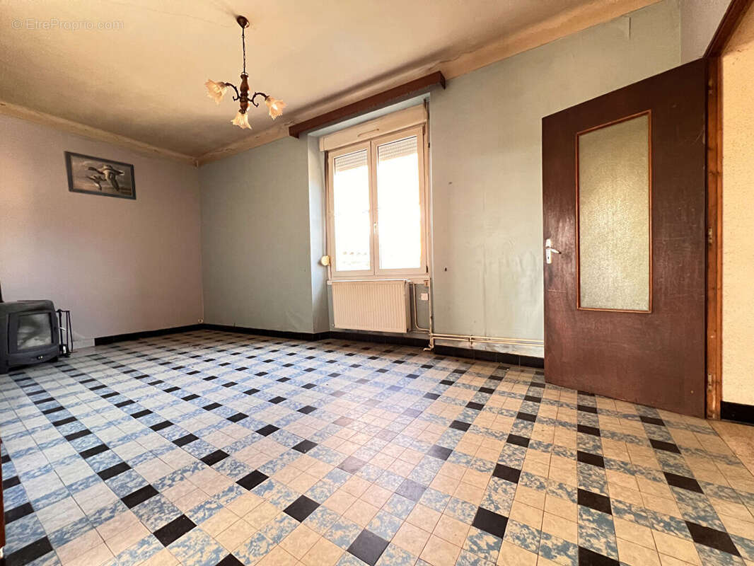 Maison à EINVILLE-AU-JARD