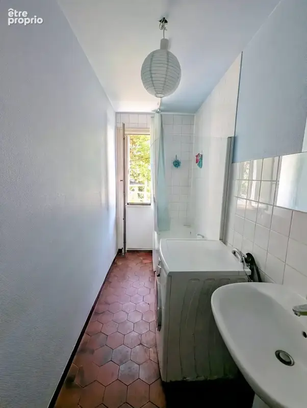 Appartement 51 m² à Ville-La-Grand  - photo 6