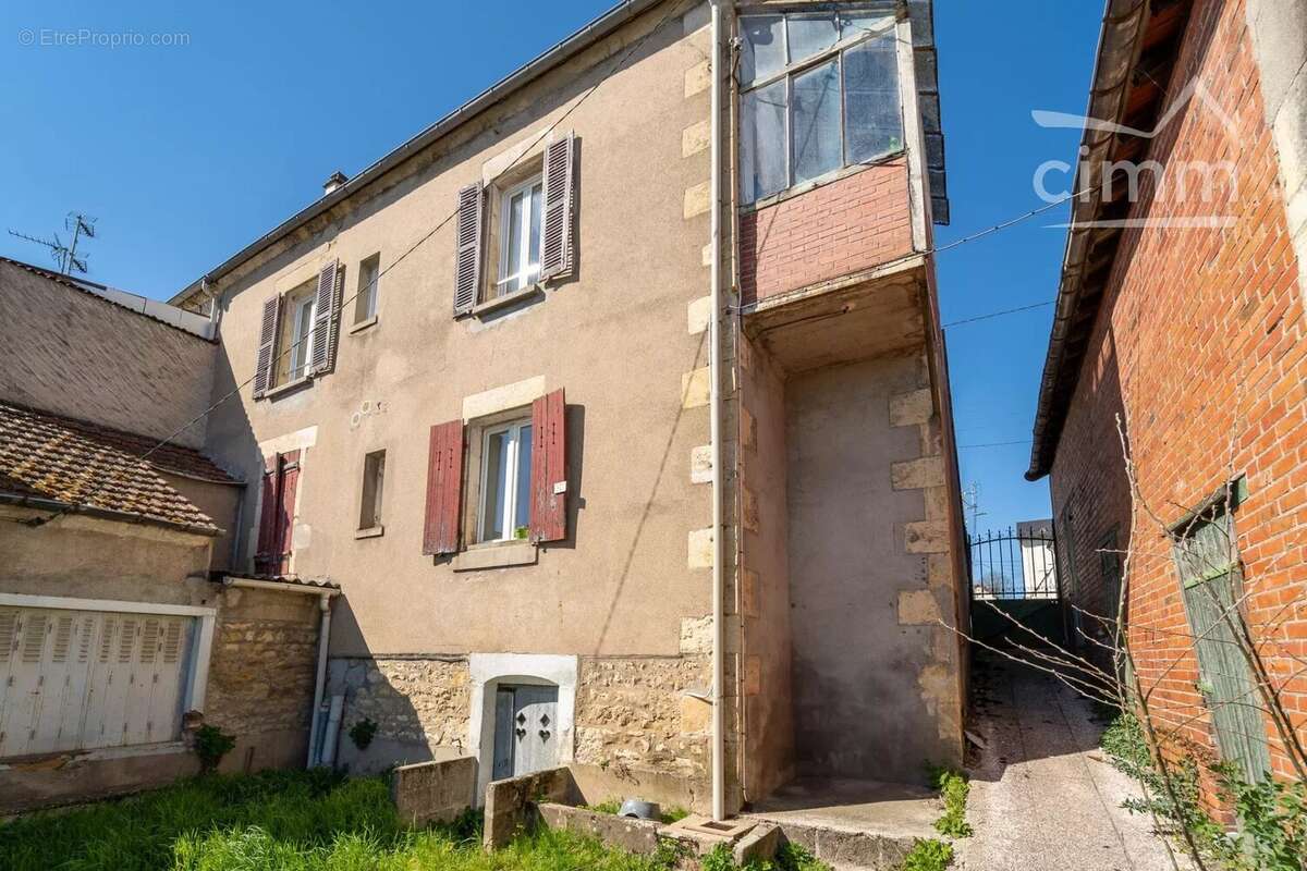 Appartement à IMPHY