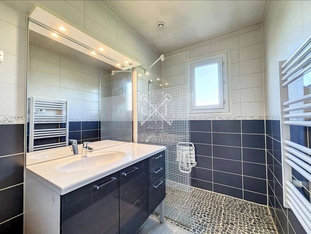 Maison à ANDREZIEUX-BOUTHEON