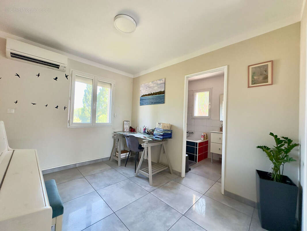 Maison La Farlède 4 pièces 114m², maison récente, Vie de plain pied, vente - photo 7