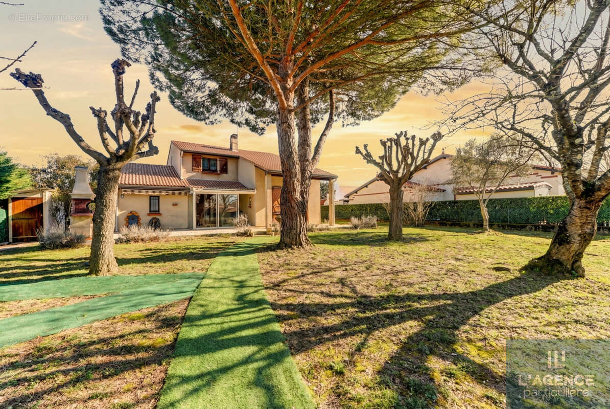 Maison à CASTANET-TOLOSAN