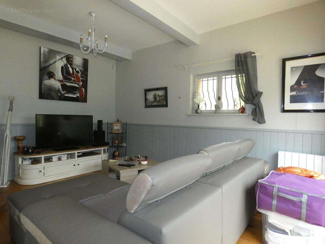 Maison Chourgnac 9 pièce(s) 260 m2 - photo 17
