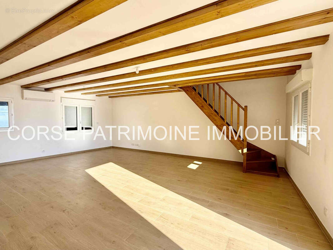 Appartement à CERVIONE