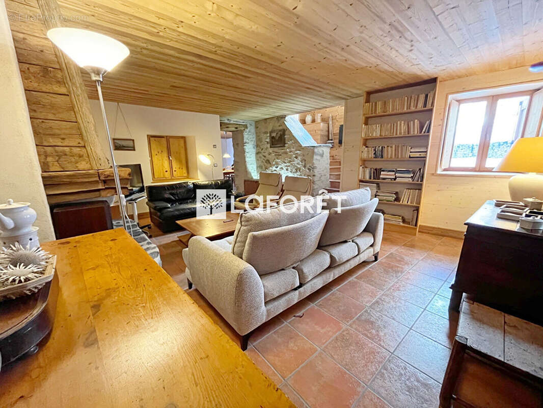 73210 PEISEY-NANCROIX Appartement T6 de 114m² - photo 5