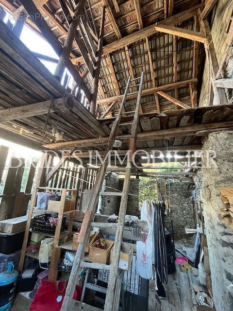 Maison rénovée avec grange - Jardin - secteur Calme - Hameau sur la commune de COURCHEVEL - photo 6