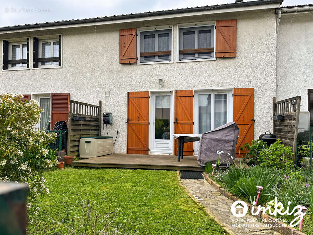 Maison familiale cle en main, DPE C, jardin et box - photo 12