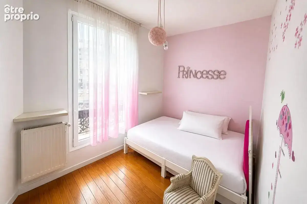 Maison de 7 pièces de 130 m² à Enghien-les-Bains - photo 22