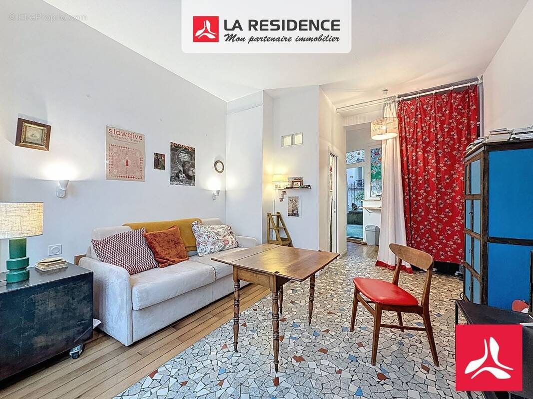 Appartement à PARIS-18E