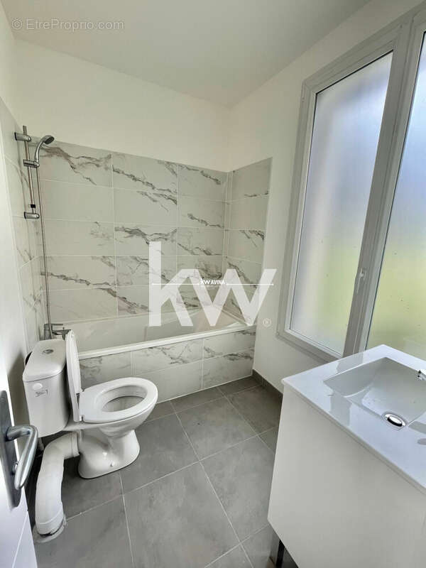 Appartement 95 m² à Croix  - photo 8