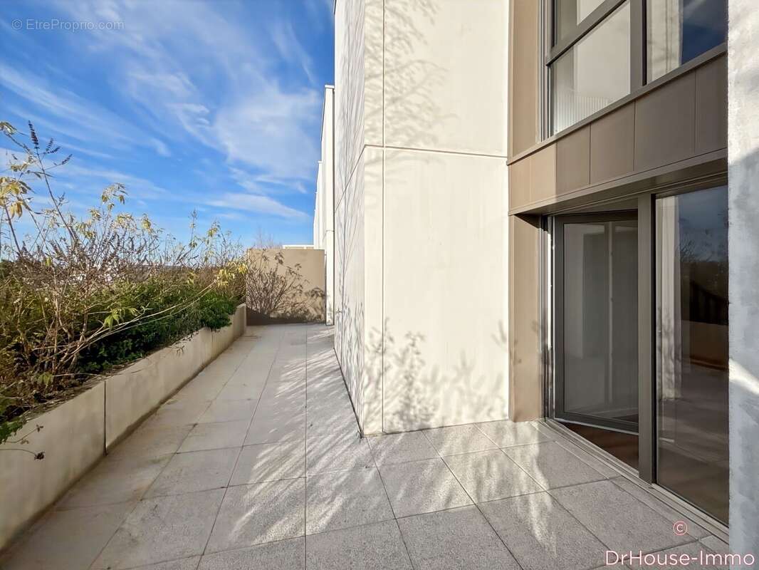 Appartement 113 m² à Merignac  - photo 12