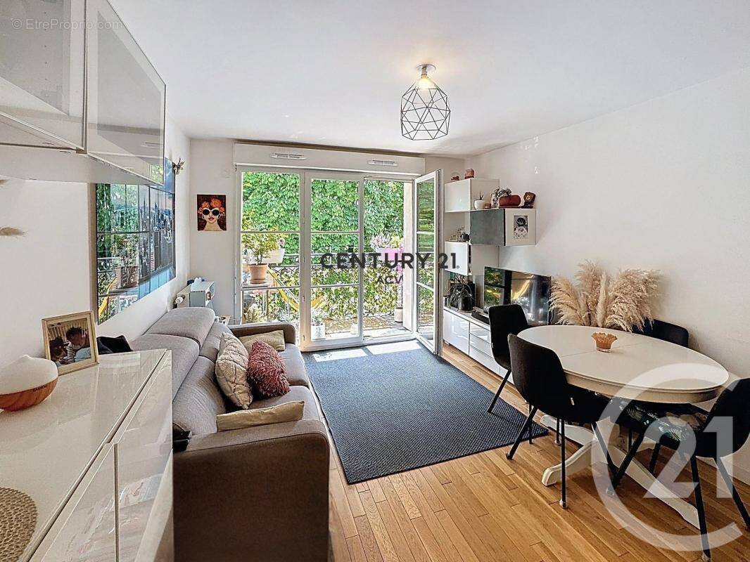 Appartement à MAISONS-ALFORT