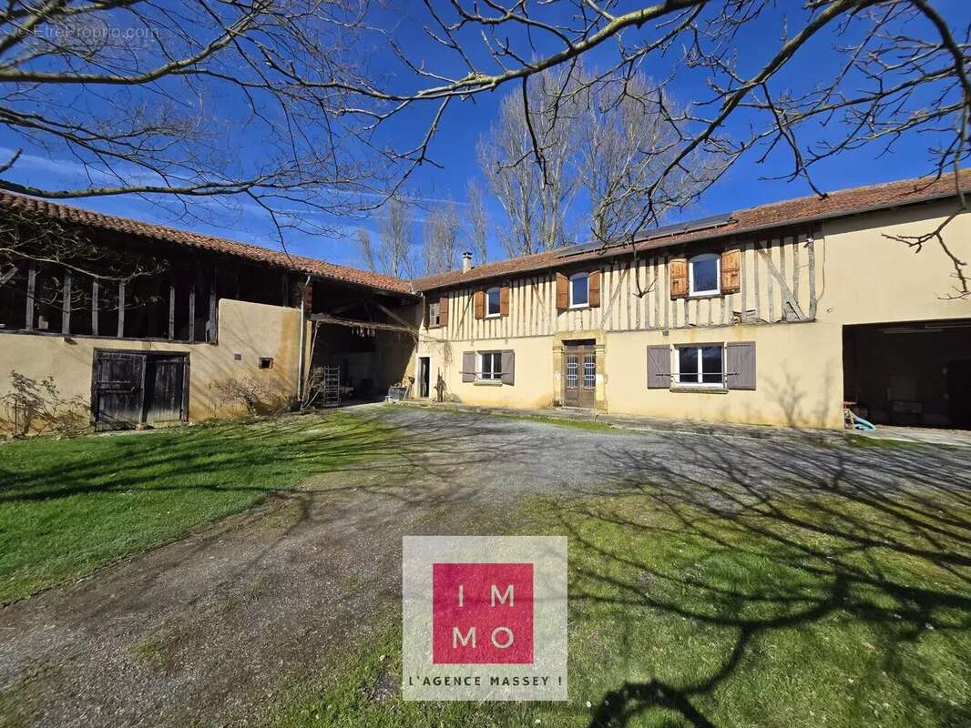 Maison à TRIE-SUR-BAISE