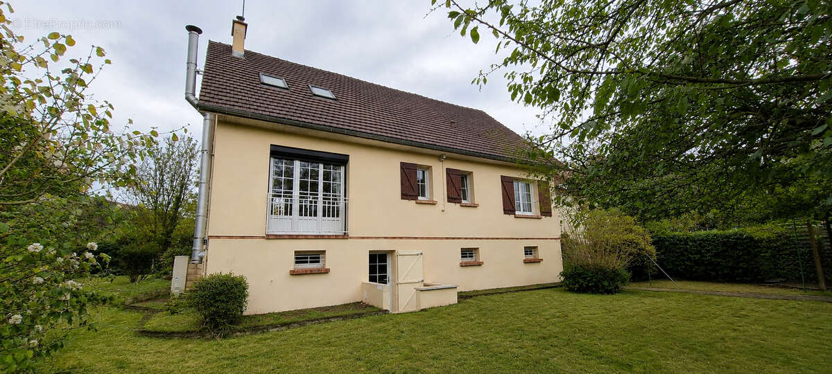 Maison à COMPIEGNE
