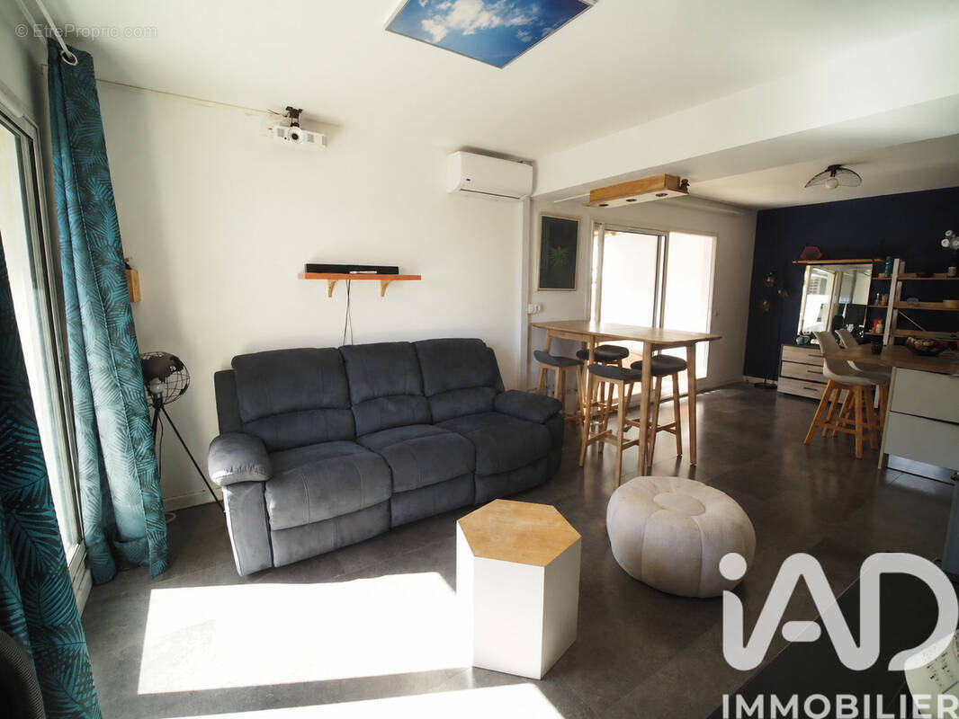 Photo 1 - Appartement à SAINT-DENIS