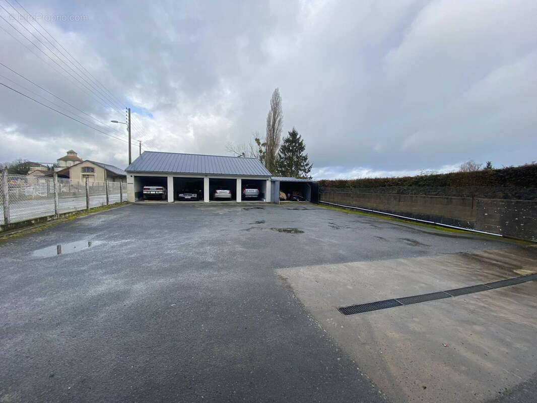 Maison à DUN-LE-PALESTEL