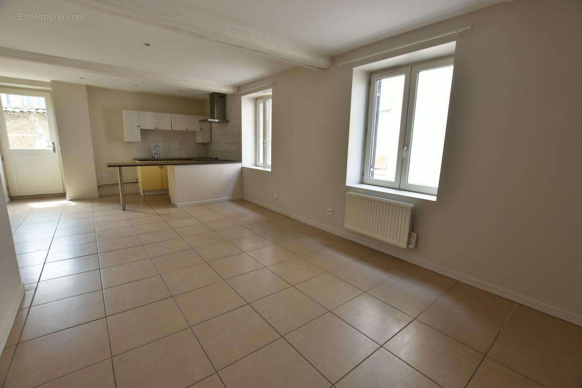Appartement à FRANCHEVILLE