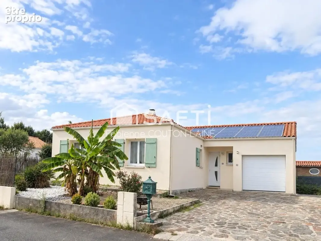 Photo 1 - Maison à VENANSAULT