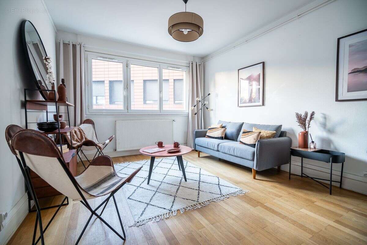 Appartement à LYON-9E