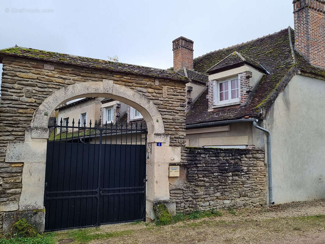 Maison à NEUVY-SAUTOUR