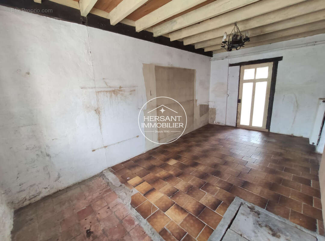 Maison 77 m² à Baccon  - photo 7