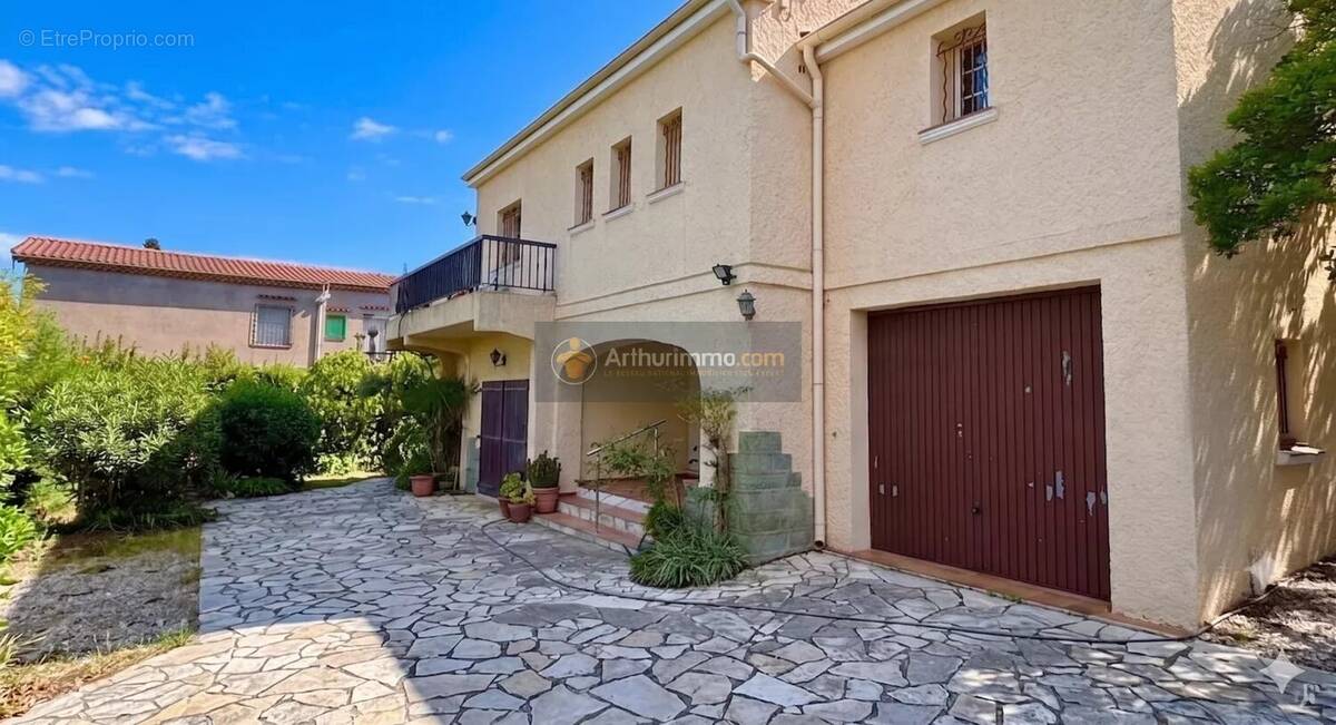 Maison à FREJUS