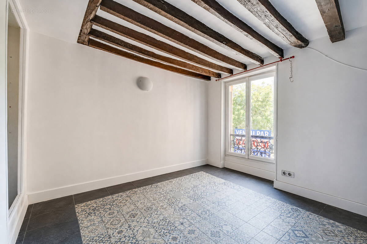 Appartement à PARIS-11E