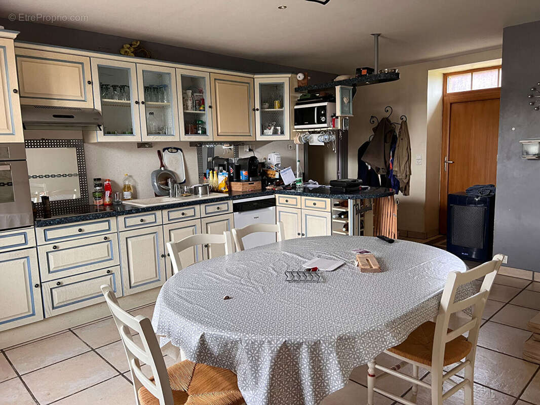 Maison à COLOMBIERS-DU-PLESSIS