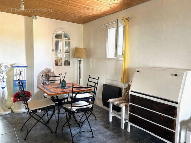 Maison à MONTBETON