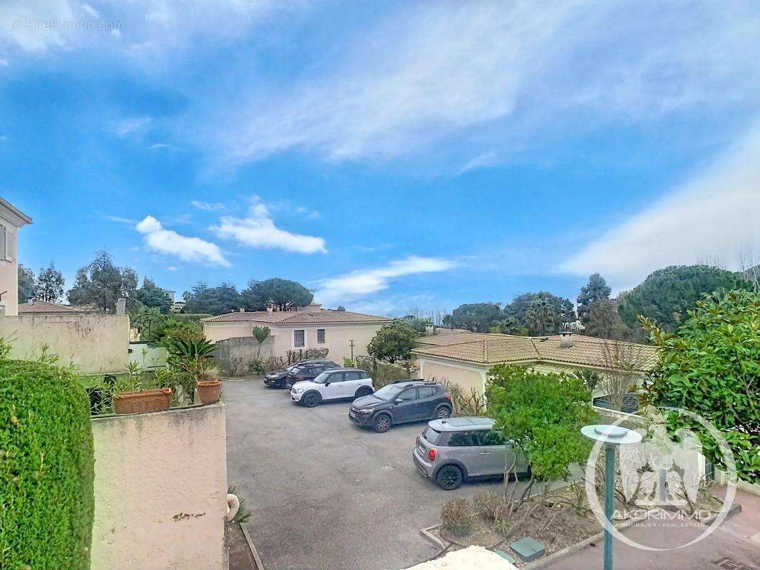 Maison à VILLENEUVE-LOUBET
