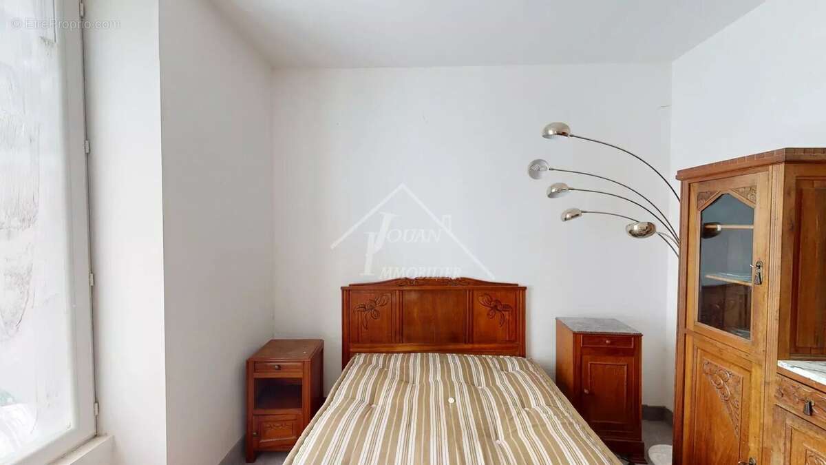 Appartement à BOURBON-L&#039;ARCHAMBAULT