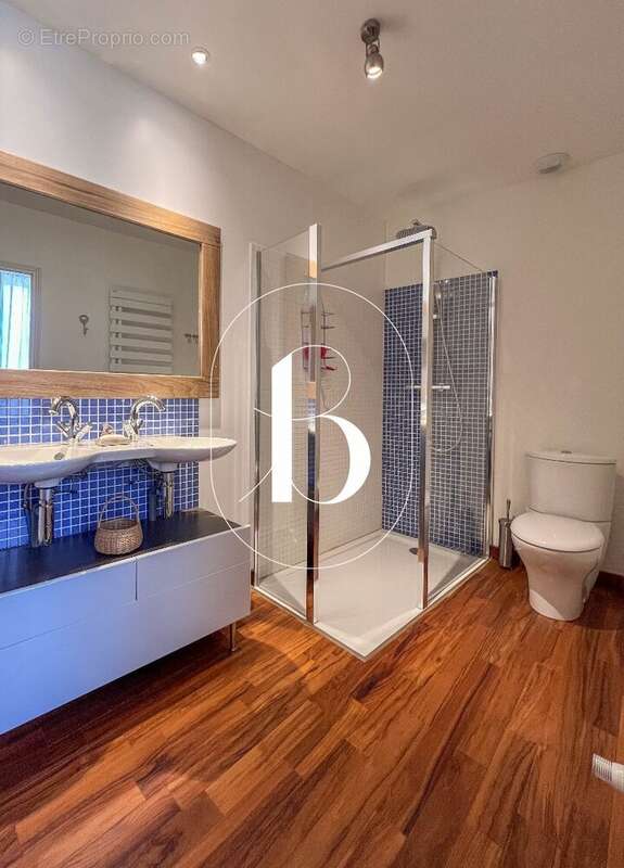 Maison à GOUDARGUES