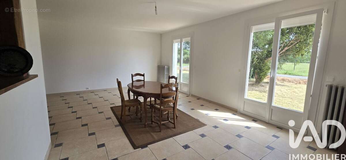 Maison 200 m² à La Marolle-En-Sologne  - photo 8