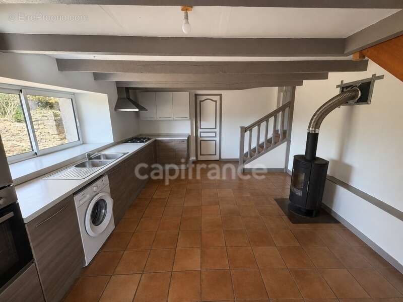 Maison à CARHAIX-PLOUGUER
