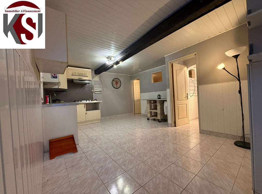 Maison à ESPARRON