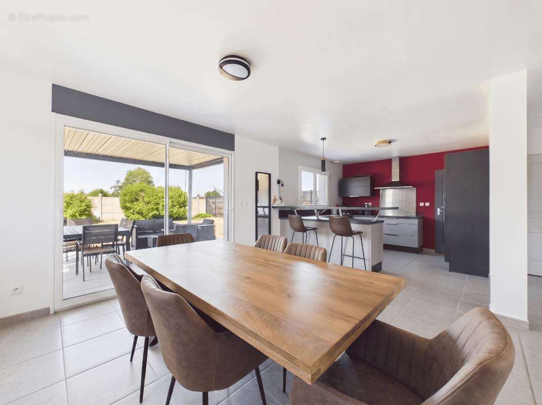 Maison 106 m² à Erre  - photo 7
