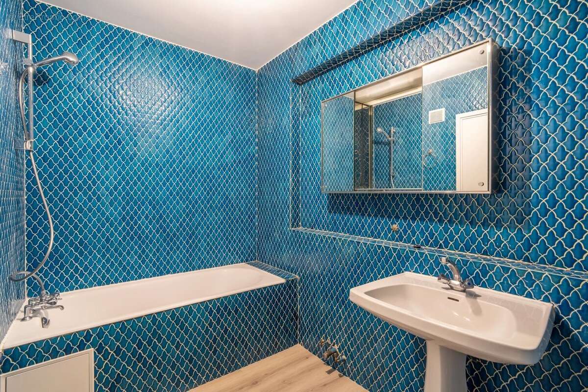 Appartement à COURBEVOIE