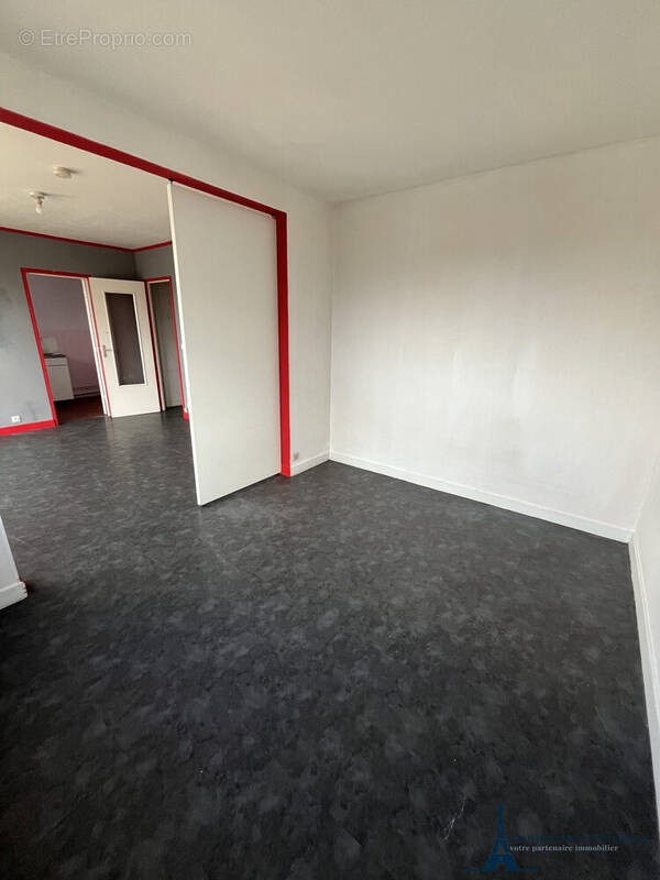 Appartement à L&#039;ILE-SAINT-DENIS